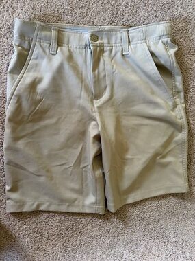 Under Armour Kids looks like khaki, but is like sport wear feel